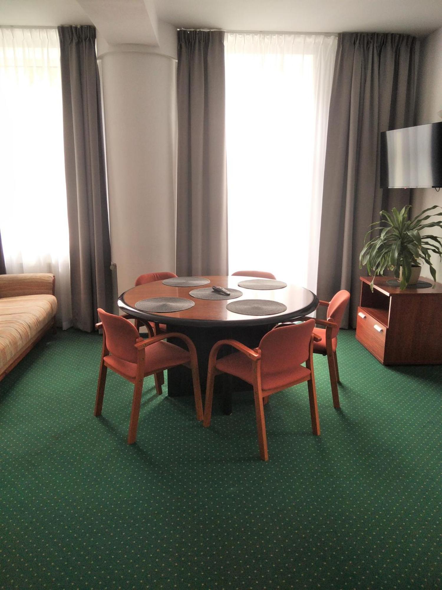 Centrum Szkoleniowo-konferencyjne Spolem 2* Warszawa
